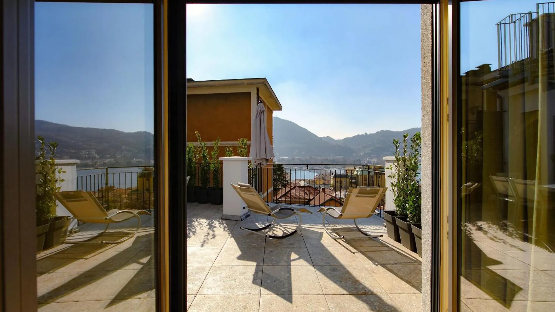 Villa Miranda & Boat Como